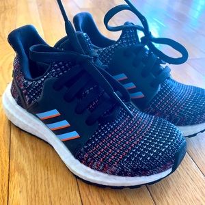 ❌SOLD❌Adidas 11k